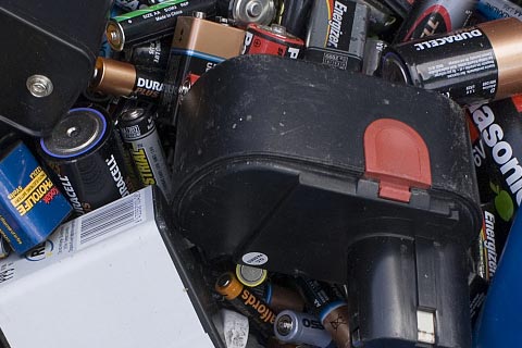 [承德磴上UPS蓄电池回收价格]电池能不能回收-高价叉车蓄电池回收